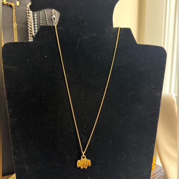 Dior Heart Pendant Necklace - Picture 1 of 8